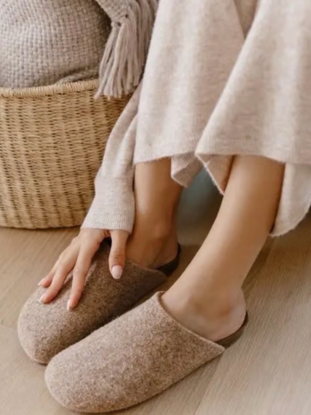 Jenni Kayne Cabin Moc Clogs